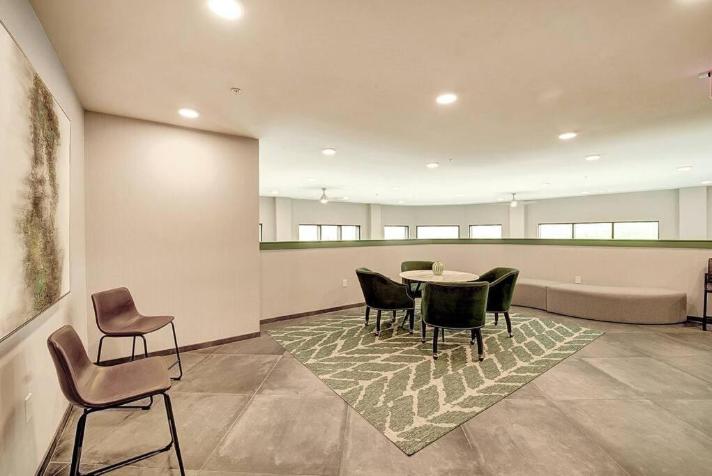 Huge 2 Bed 2 Bath Easy Ride To Nyc & Parking Apartment Hackensack Exterior photo
