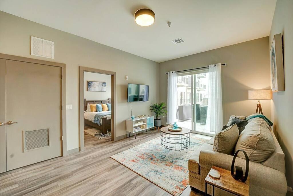 Huge 2 Bed 2 Bath Easy Ride To Nyc & Parking Apartment Hackensack Exterior photo