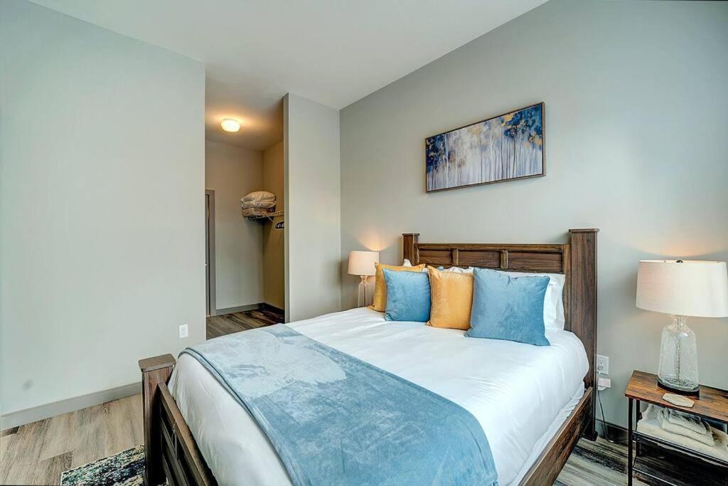 Huge 2 Bed 2 Bath Easy Ride To Nyc & Parking Apartment Hackensack Exterior photo